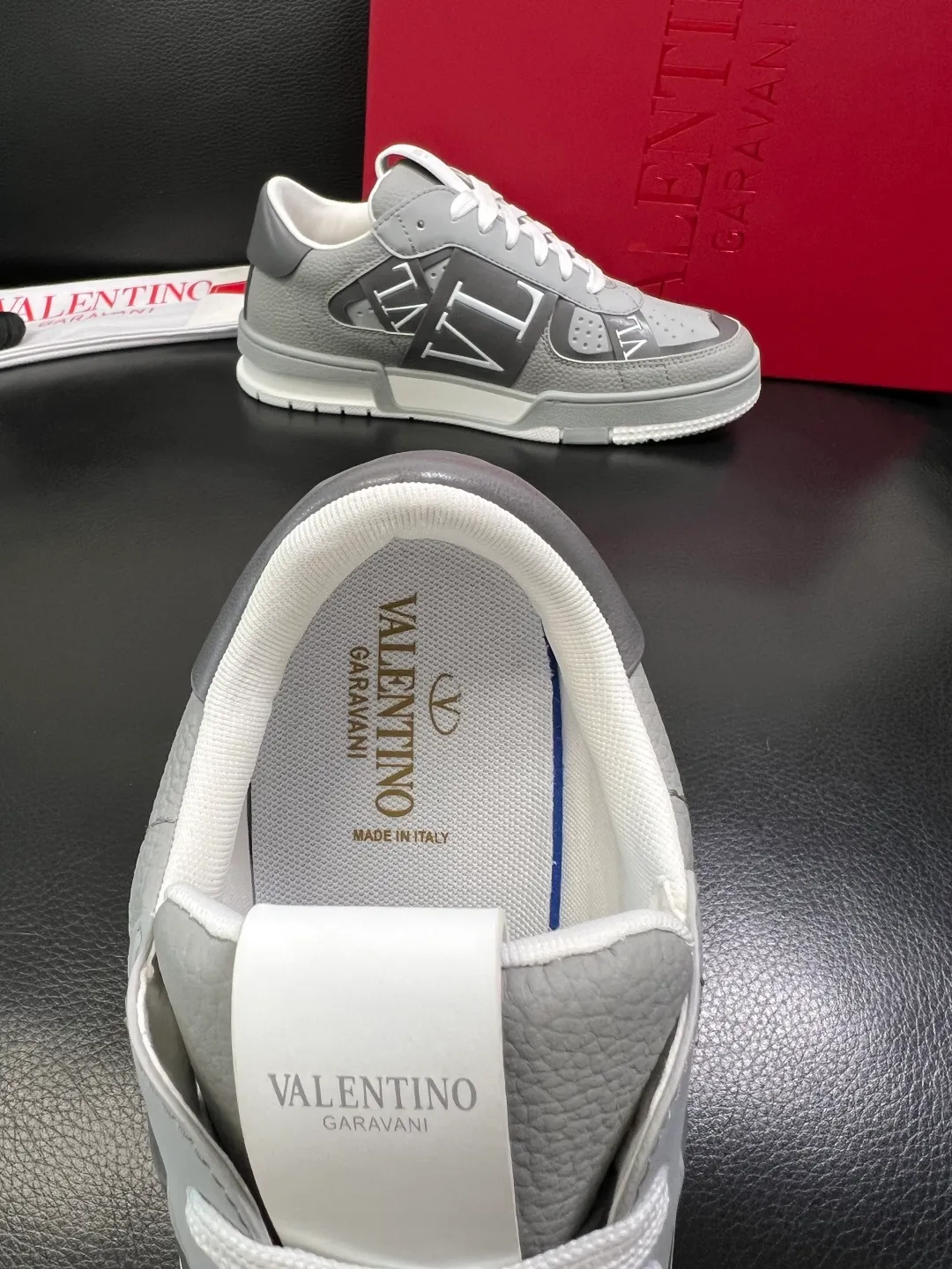 Men's shoes 💰660 VALENTINO High quality top craftsmanship Valentino, sports sneakers counter synchronization, uppers imported from Italy, high-quality splicing colorful complex crafts, imported cowhide lining soft and comfortable, soles: original soles specially provided by the original factory, T men's shoes 💰U exclusive movable molded soles super comfortable, original factory and single goods, welcome to compare, couple size 39-44 (customized 45)